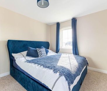 11 Lady Wallace Green, Lisburn, BT28 3NX - Photo 6