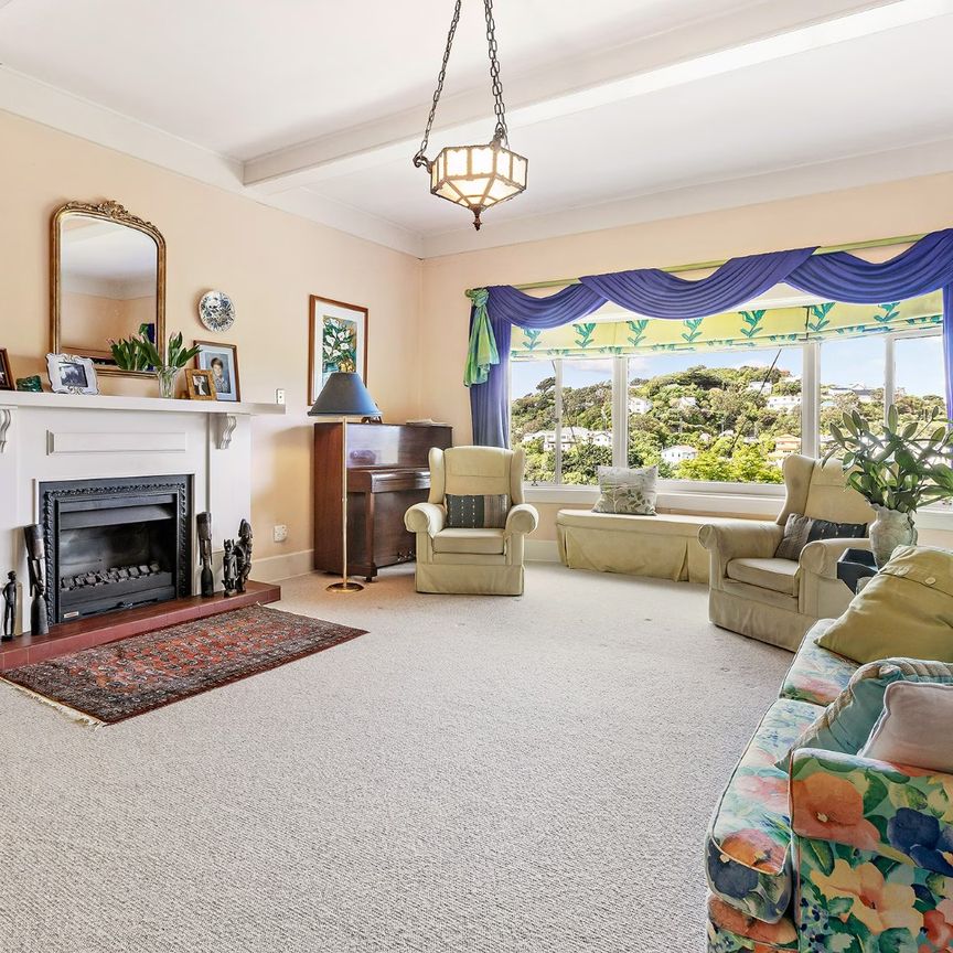 9 Fitzroy Street, Wadestown - Photo 1