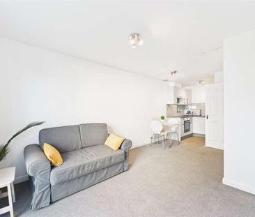 Malcolm Place, Caversham Road, Reading, Berkshire, RG1 - Photo 3