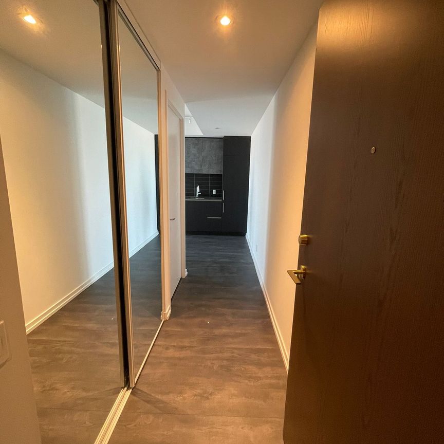 For Lease - 1000 Portage Parkway Unit# 5015, Vaughan, Ontario - Photo 1