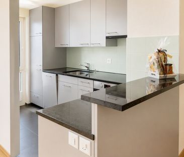 3.5 Maisonette-Wohnung im Löwen Center Luzern - befristet mieten bi... - Photo 3