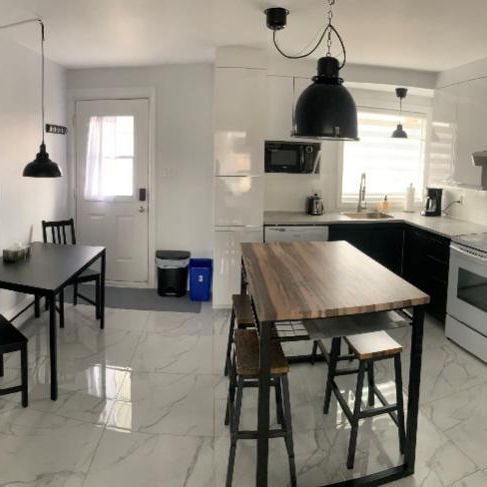 3 1/2 sur 2niveaux, Sainte-foy, 01Fevrier2026 - Photo 1