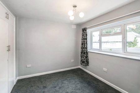 2 bedroom apartment to rent Chesterfield Court, 69 Manor Road, Bournemouth, BH1 - Photo 4