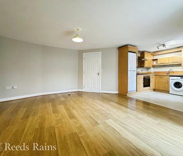 2 bedroom apartment to rent - Photo 2