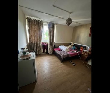 Room in a Shared House, Winford Court, SE15 - Photo 6