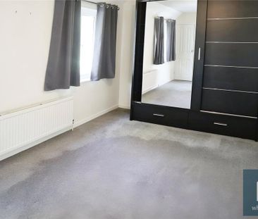 2 bedroom semi-detached house to rent - Photo 3