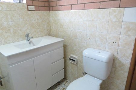 ONE BEDROOM UNIT WITH REVERSE CYCLE SPLIT SYSTEM! - Photo 4