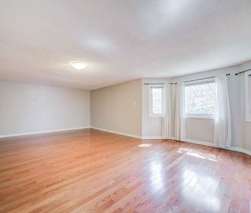 For Lease - 1194 Fairmeadow Trail, Oakville, Ontario - Photo 4