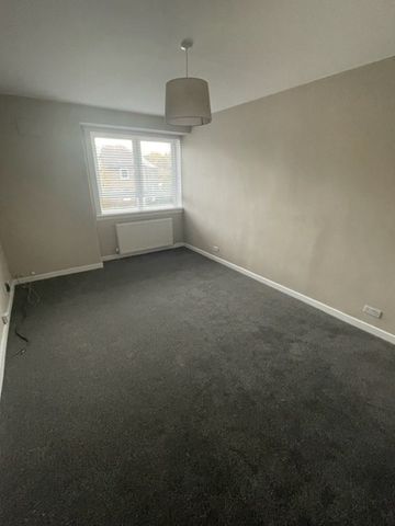 2 Bed Flat, Broomside Terrace, EH12 - Photo 3