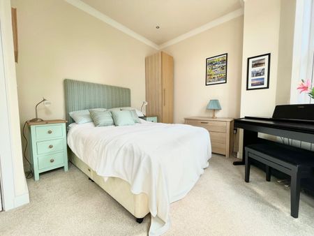 2 Bed Flat, The Hall, LS7 - Photo 5