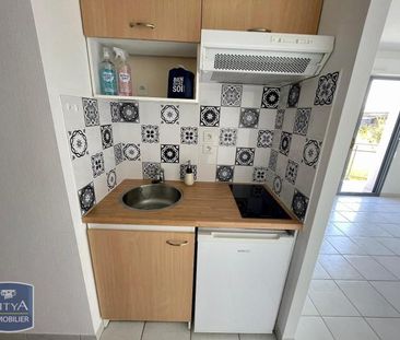 Location Appartement 1 pièce 25m² NIORT 79000 - Photo 2