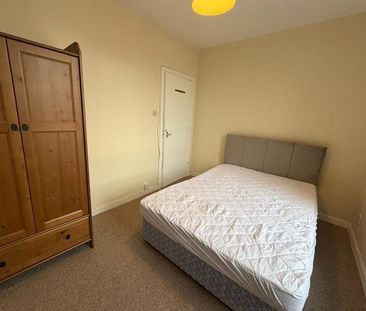 20 2 1, Fleuchar Street - Photo 3