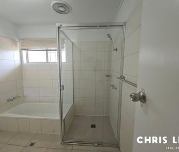 Spacious Family Living with Large Yard in Prime Slacks Creek Location - Photo 4