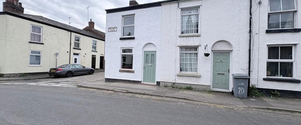 2 bedroom end of terrace house to rent - Photo 1
