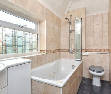 Ardmore Avenue, Guildford, Surrey, GU2 9NJ - Photo 5