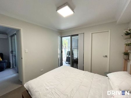 Modern 2x2 Apartment with Park Views in Prime Rockingham Location - Photo 3
