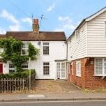 2 bedroom cottage to rent - Photo 1