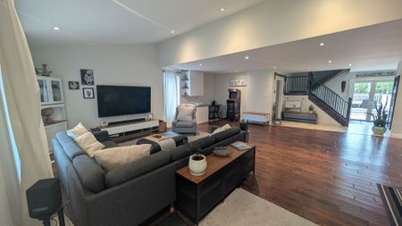 For Lease - 247 Poplar Avenue, Tay, Ontario - Photo 2