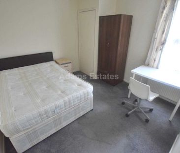 Price £1,350 pcm - Under Offer - Photo 4