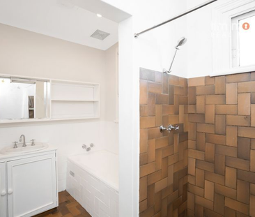 5-bedroom shared house, New Street - Photo 5