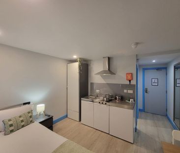 Studio Flat, London Road, CR7 - Photo 2