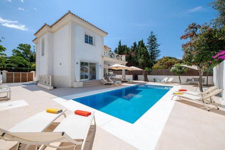 Luxury Villa for rent in Marbella, Spain - Photo 4