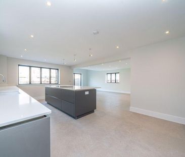 4 bedroom property to rent - Photo 3