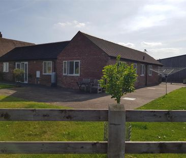 3 bedroom detached bungalow to rent - Photo 6