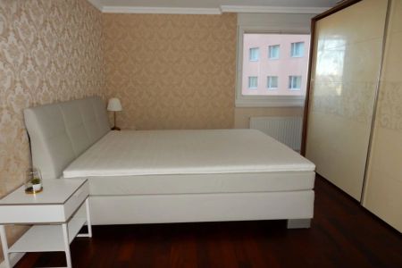 Voll möblierte 3 Zimmer Wohnung mitLoggia, Pool, Sauna, Terrasse und Fitnessbereich am Wienerberg! - Photo 3