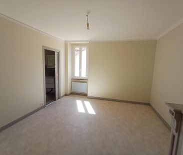 Location Appartement 1 pièce 20m² MILLAU 12100 - Photo 5