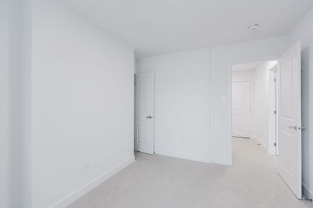 For Lease - 207 Silhouette Private, Barrhaven, Ontario - Photo 5