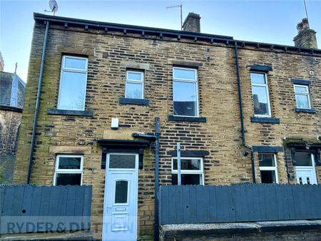 Laura Street, Boothtown, Halifax, West Yorkshire, HX3 - Photo 4