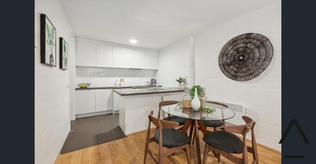 Entertainers pad, in the heart of Melbourne *OPEN FOR INSPECTION SATURDAY 5TH OCTOBER 2024 12:00pm - 12:15pm - PLEASE REGISTER TO VIEW* - Photo 3