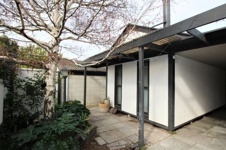 HOME WITH SURPRISING SPACE - Photo 4