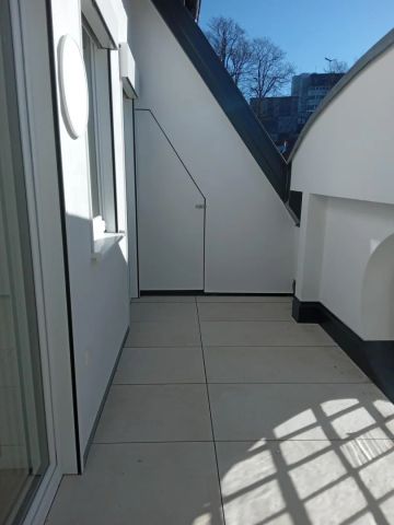 Traumhafte Dachterrassenwohnung mit Altbauflair - Erstbezug! - Foto 4