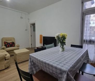 Upper Bevendean Avenue, Brighton 1 bedroom house to rent - Photo 2