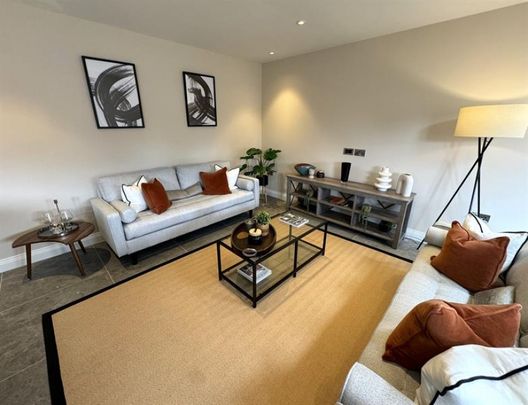 4 Bedroom Detached To Let - Photo 1