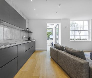 3 bedroom apartment to rent - Photo 3