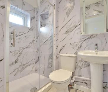 6 bedroom semi-detached house to rent - Photo 4