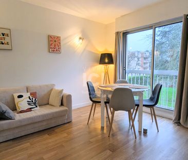 Location Appartement 1 pièce 29m² - Photo 2