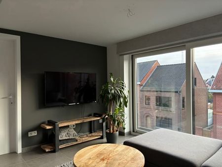Appartement te huur - Foto 2