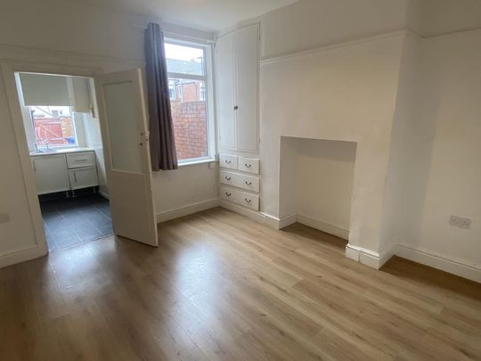 2 bedroom house to rent - Photo 1