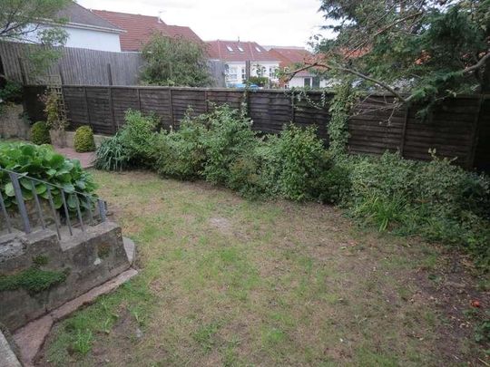 Bedroom Detached House In Winton, BH9 - Photo 1
