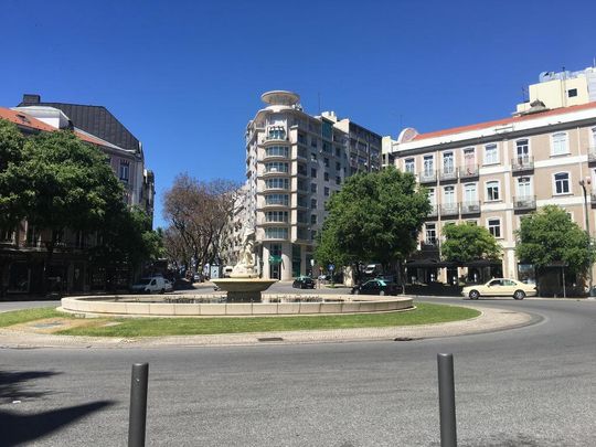 1 Bedroom Apartment with a view, Estefânia, Lisboa - Photo 1