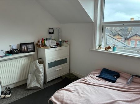 5 BED Student property - Photo 2