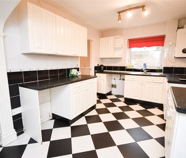 Royden Road, CH49 4NA, Upton - Photo 2