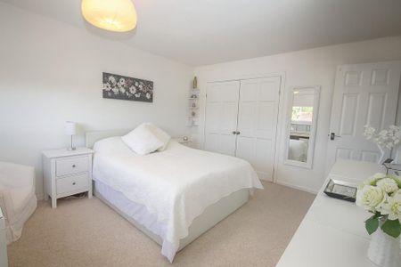 2 bedroom terraced house to rent - Photo 3