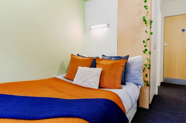 Ensuite - Photo 1