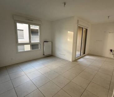 Location Appartement 2 pièces 41m² AIX LES BAINS 73100 - Photo 2