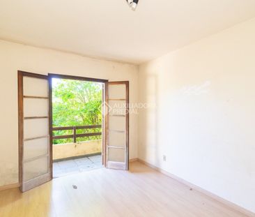 Casa com 4 quartos e 208m² para alugar em Cascata, Porto Alegre. - Foto 2